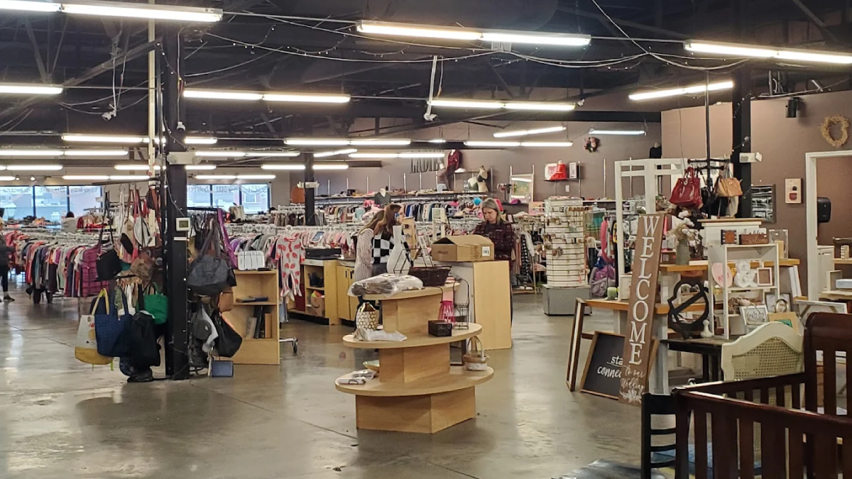9 Tennessee Consignment Stores Where Designer Deals Still Start Under $25