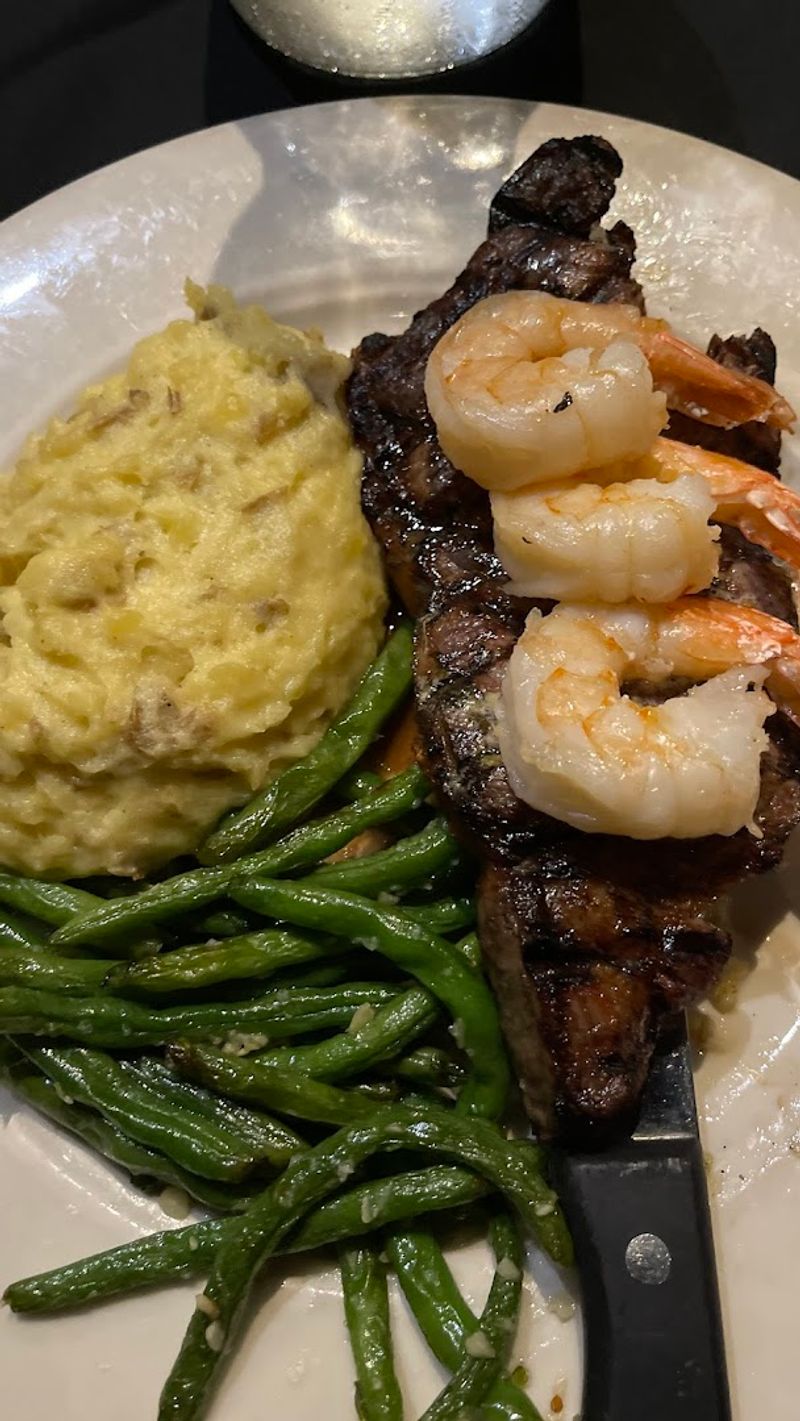 Why This Restaurant Keeps Winning Over Bloomington Diners