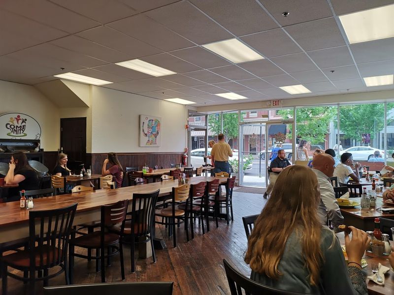 A Café Where Everyone Has a Seat at the Table A Café Where Everyone Has a Seat at the Table