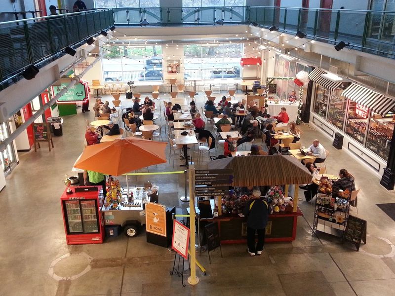 A Covered Market That Defies Expectations