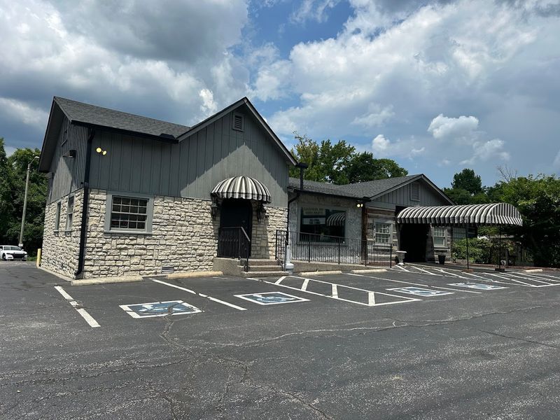 A Hidden Steakhouse Gem in Hermitage, Tennessee A Hidden Steakhouse Gem in Hermitage, Tennessee