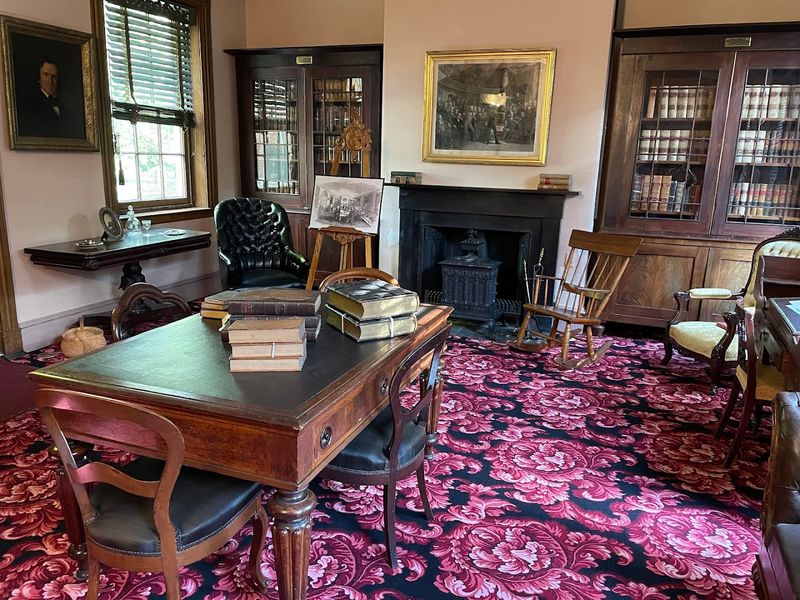 A Mansion That Feels Lived In