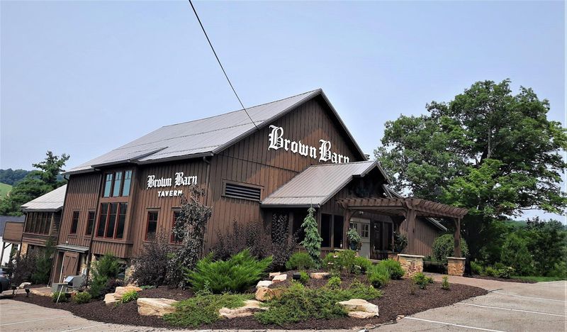 A Restored Barn With Serious Character A Restored Barn With Serious Character