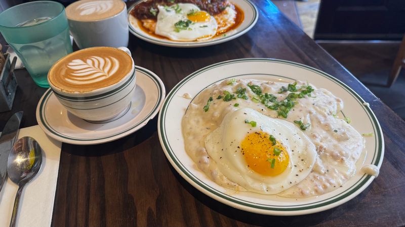 A Small Morris Street Café Turns Breakfast Into A Neighborhood Habit A Small Morris Street Café Turns Breakfast Into A Neighborhood Habit