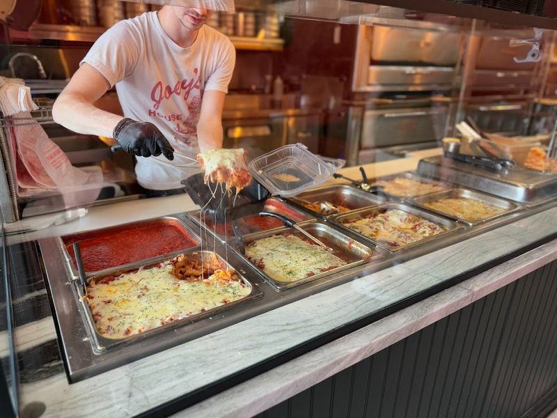 A Spring Hill Stop Worth Adding to Your Tennessee Food List A Spring Hill Stop Worth Adding to Your Tennessee Food List