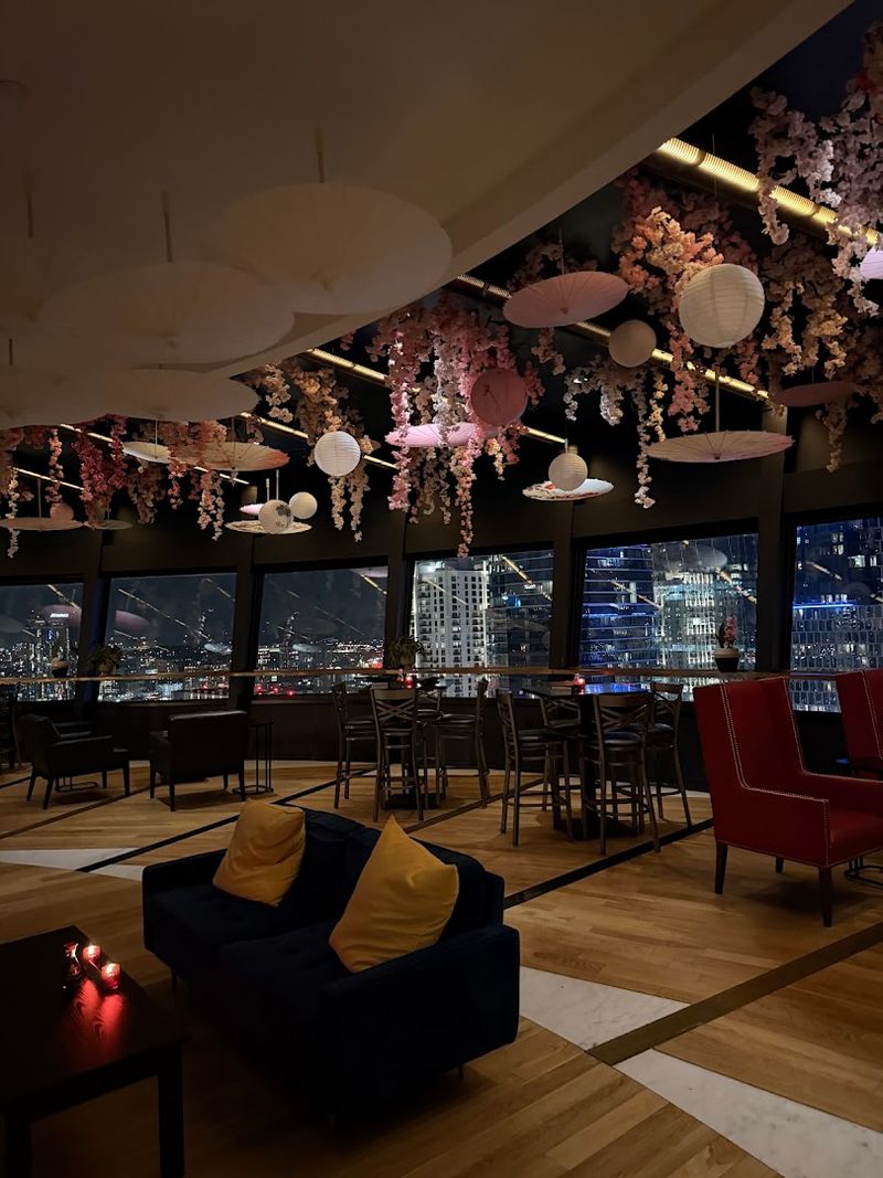 A Stylish Rooftop Escape in the Heart of Nashville A Stylish Rooftop Escape in the Heart of Nashville