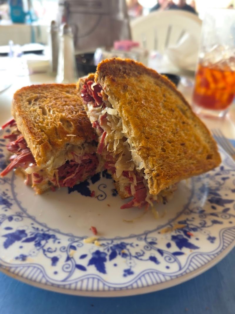 A comfort food menu that still draws regulars