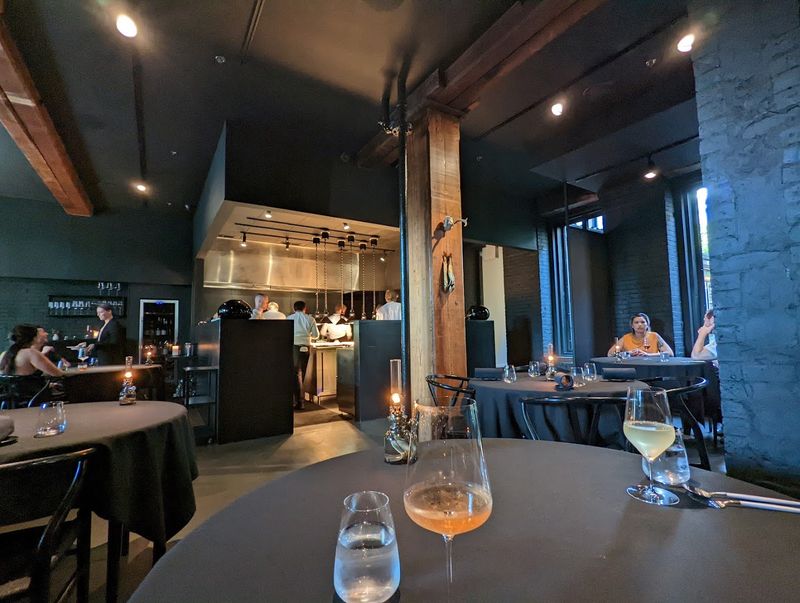 A dining room designed to quiet the city