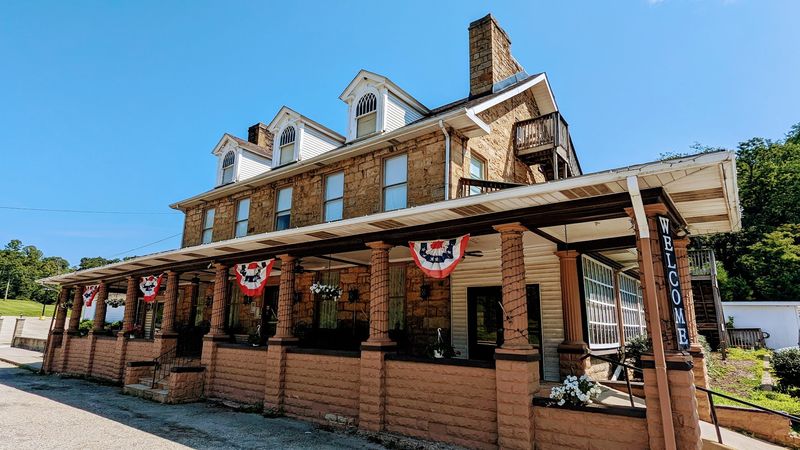 A historic stop that instantly slows the day down