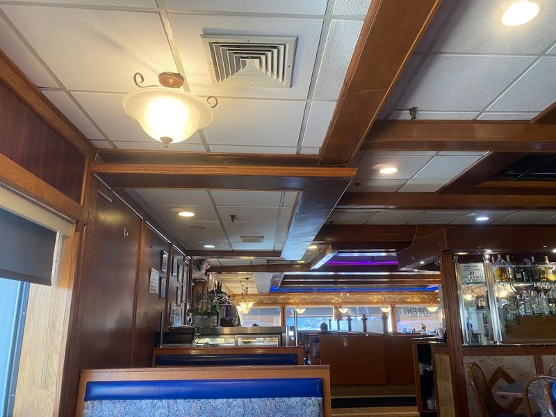 A no-frills Route 17 stop with classic New Jersey diner energy A no-frills Route 17 stop with classic New Jersey diner energy