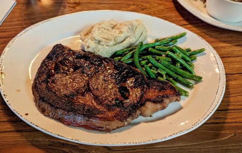 A restaurant that people remember for the food first