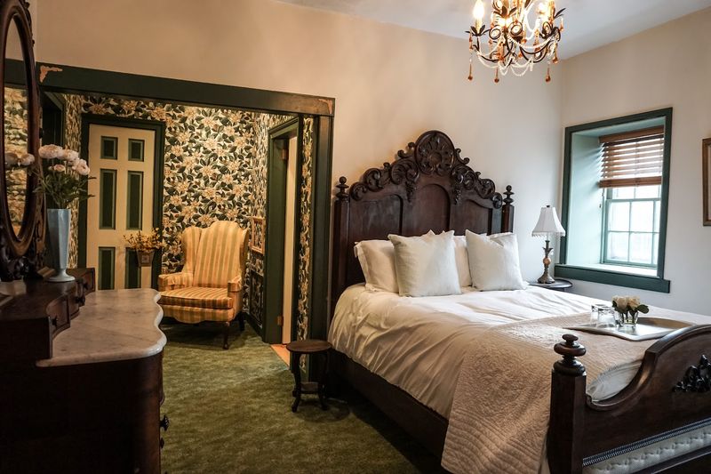 An overnight stay makes breakfast even better An overnight stay makes breakfast even better
