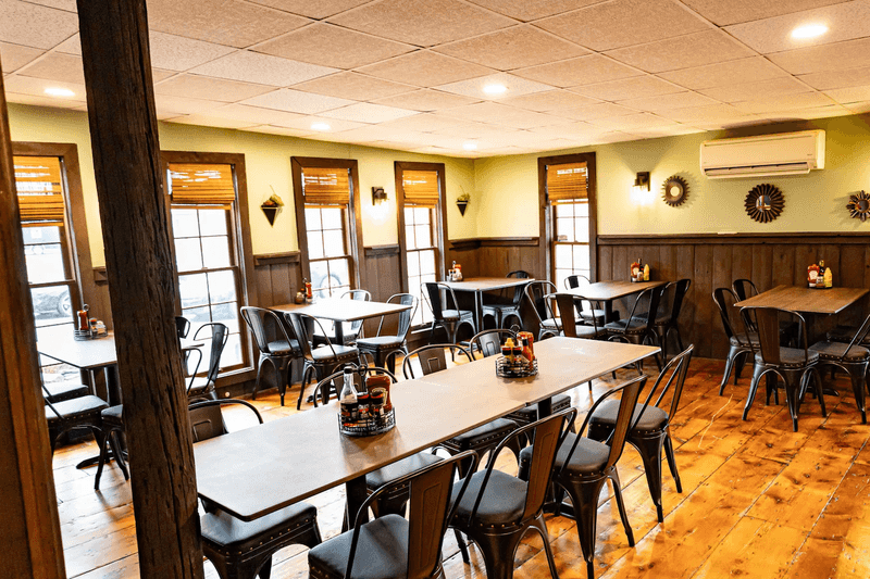 Anchor Down Crabs – Thomasville