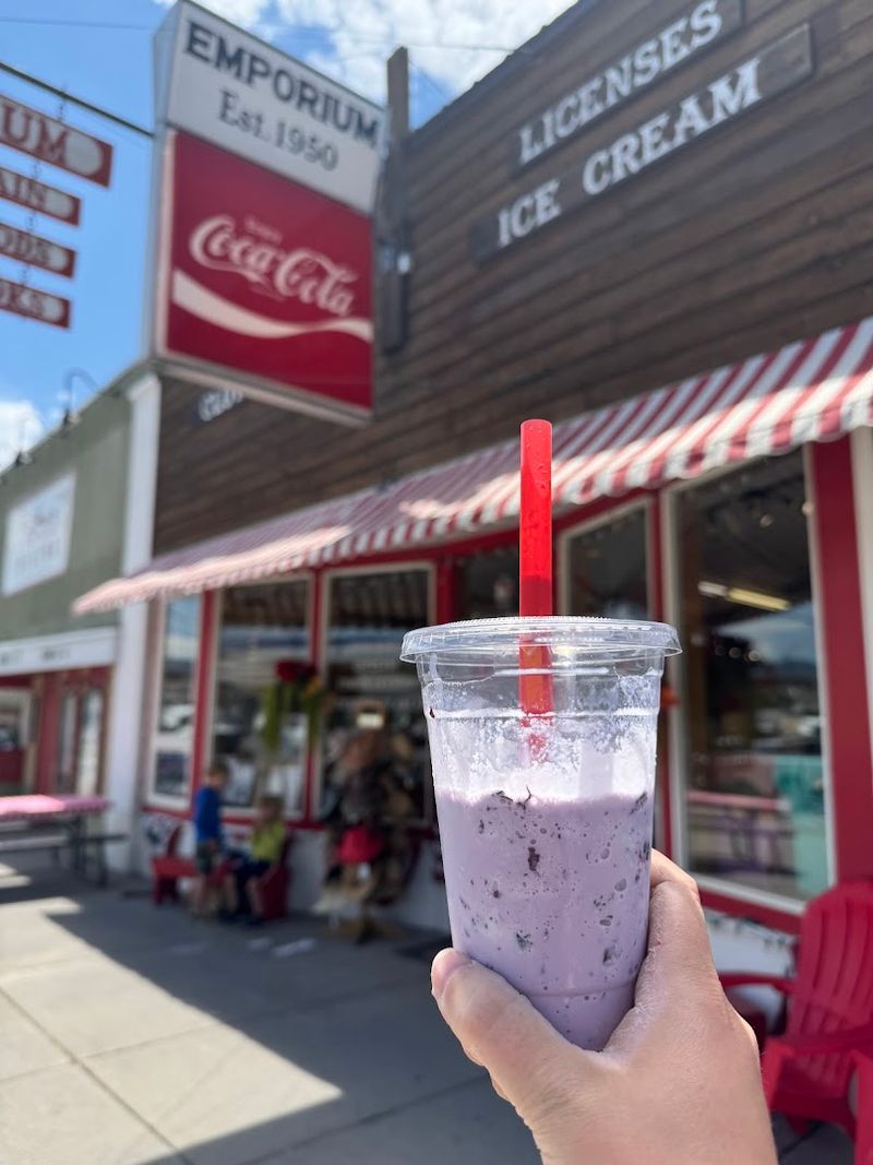 The huckleberry shake that built the legend The huckleberry shake that built the legend