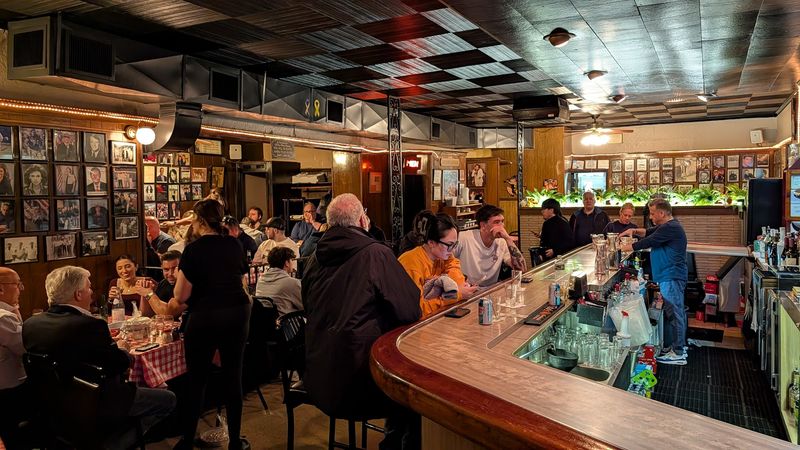 Belmont Tavern - Belleville