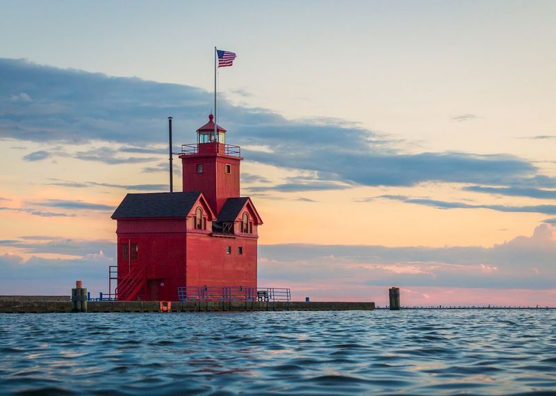 Big Red Lighthouse: Holland's Most Photographed Icon Big Red Lighthouse: Holland's Most Photographed Icon