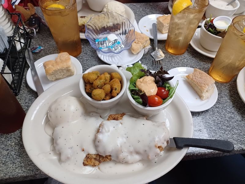 Blue Bonnet Cafe (Marble Falls) Blue Bonnet Cafe (Marble Falls)