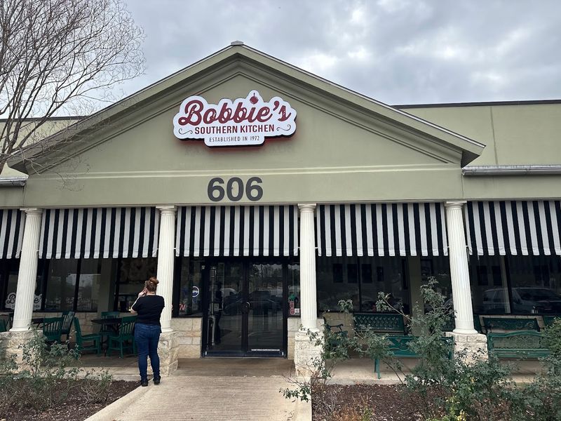 Bobbie's Southern Kitchen (San Antonio)
