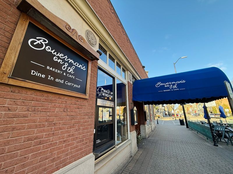 Bowerman's On 8th