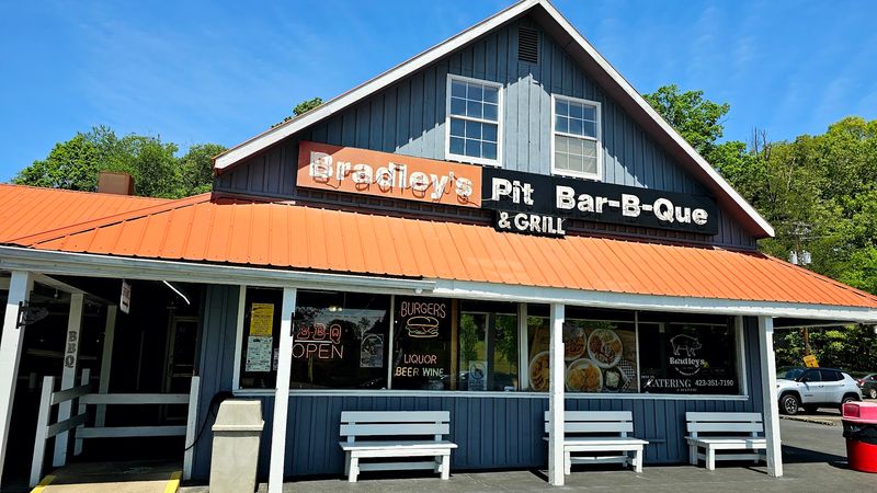 Bradley's Pit Barbecue & Grill — Sweetwater Bradley's Pit Barbecue & Grill — Sweetwater