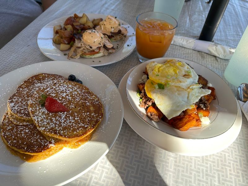 Breakfast That Keeps Locals Coming Back