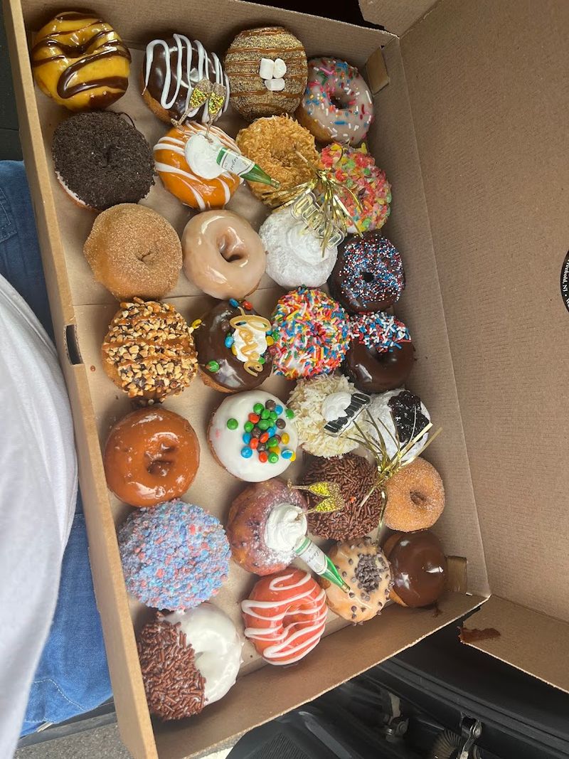 Broad Street Dough Co. - Oakhurst / Freehold / Wall Township Broad Street Dough Co. - Oakhurst / Freehold / Wall Township