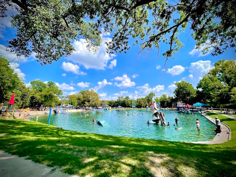 Burger's Lake (Fort Worth) Burger's Lake (Fort Worth)