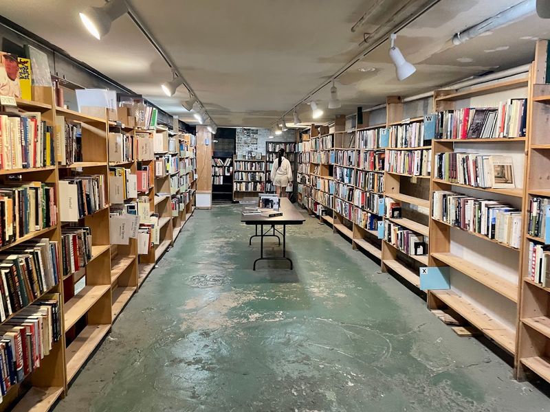 Myopic Books (Chicago)