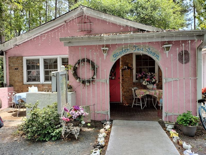 Calabash Garden Tea Room & Gift Shop Calabash Garden Tea Room & Gift Shop