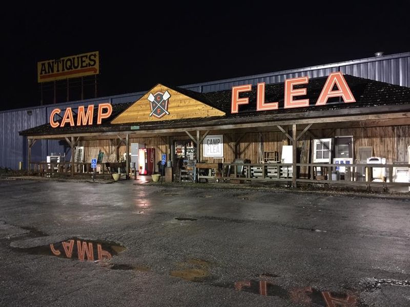 Camp Flea Antique Mall + Vintage Market (Ozark) Camp Flea Antique Mall + Vintage Market (Ozark)