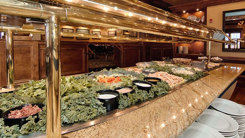 Captain George’s Seafood Restaurant