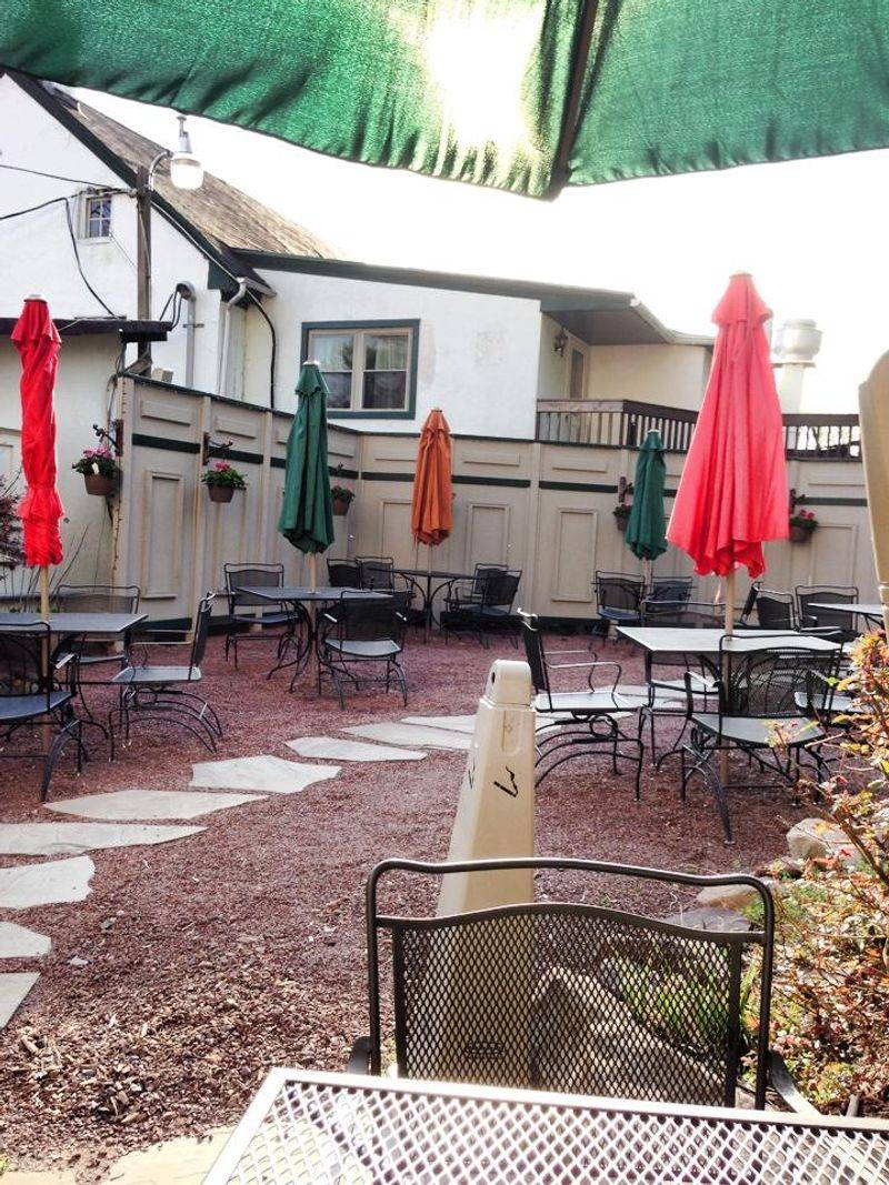 Carriage House Restaurant – East Greenville