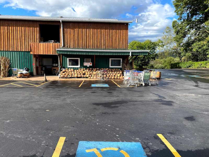 Carver Orchards & Farm Market — Cosby