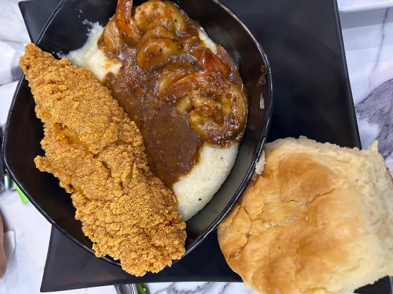 Catfish, shrimp, and grits done the New Orleans way Catfish, shrimp, and grits done the New Orleans way