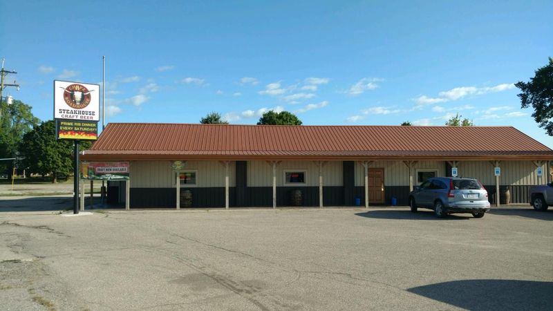 Chapz Roadhouse – Lakeview
