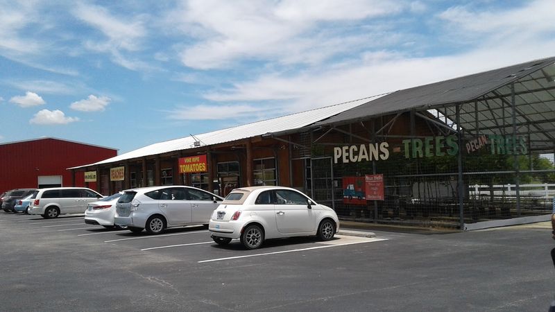 Clean Restrooms and Convenient Amenities for Road Trippers Clean Restrooms and Convenient Amenities for Road Trippers