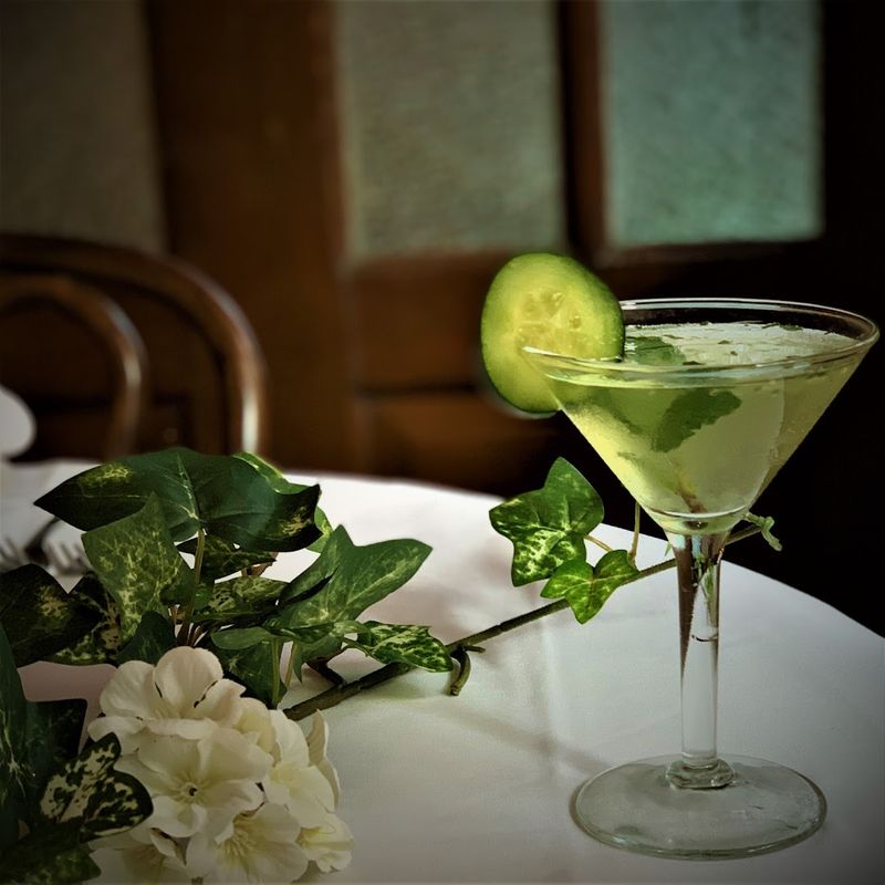 Cocktails, tableside flair, and celebratory extras