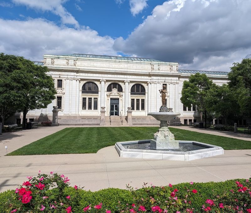 Columbus Metropolitan Library Main Library, Columbus