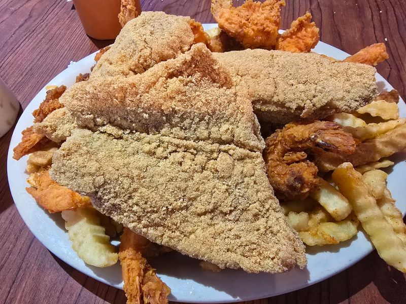 Combination Platters That Solve The Problem Of Choosing Just One Thing Combination Platters That Solve The Problem Of Choosing Just One Thing