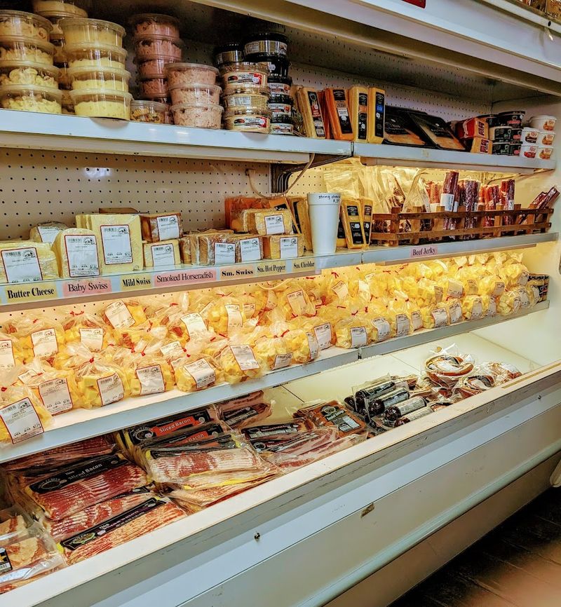 Come Hungry for Deli Favorites and Lunch