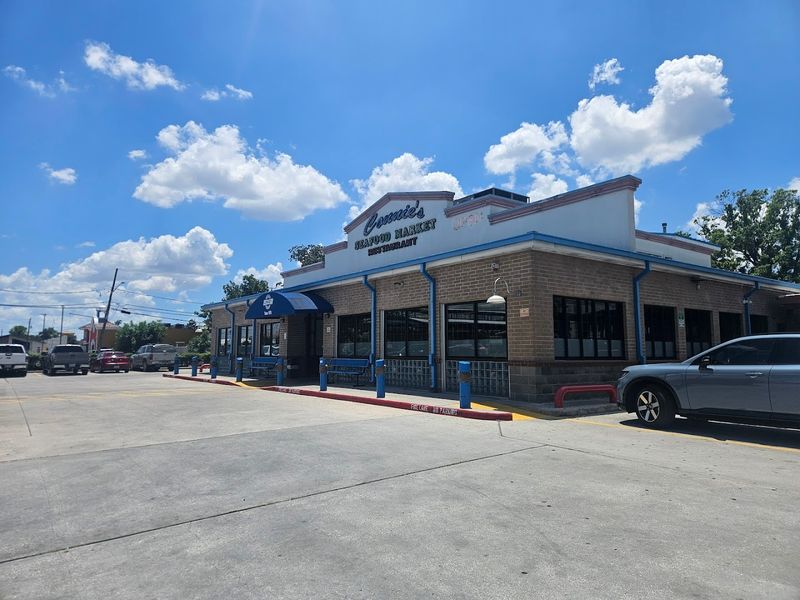 Connie's Seafood Market & Restaurant (Houston) Connie's Seafood Market & Restaurant (Houston)