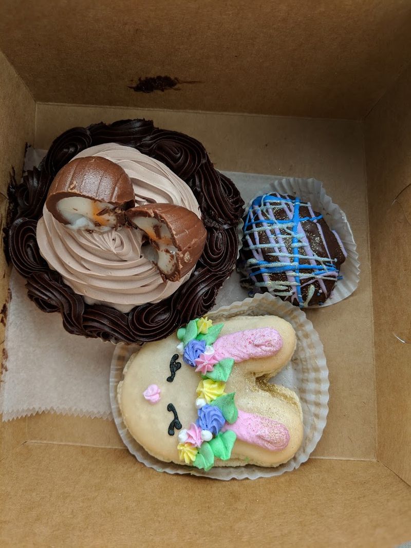Cookies and cupcakes with real personality