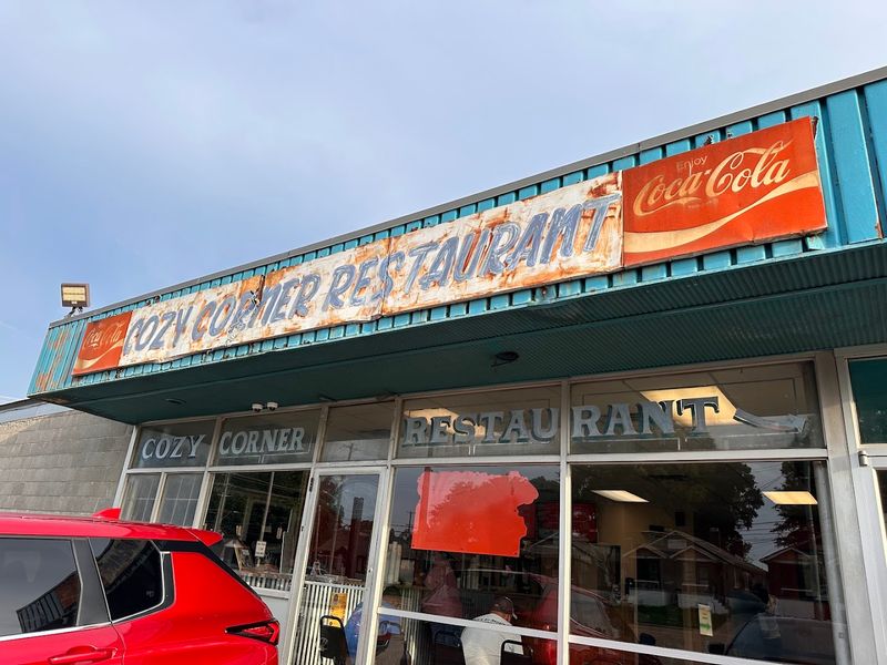 Cozy Corner Restaurant — Memphis Cozy Corner Restaurant — Memphis