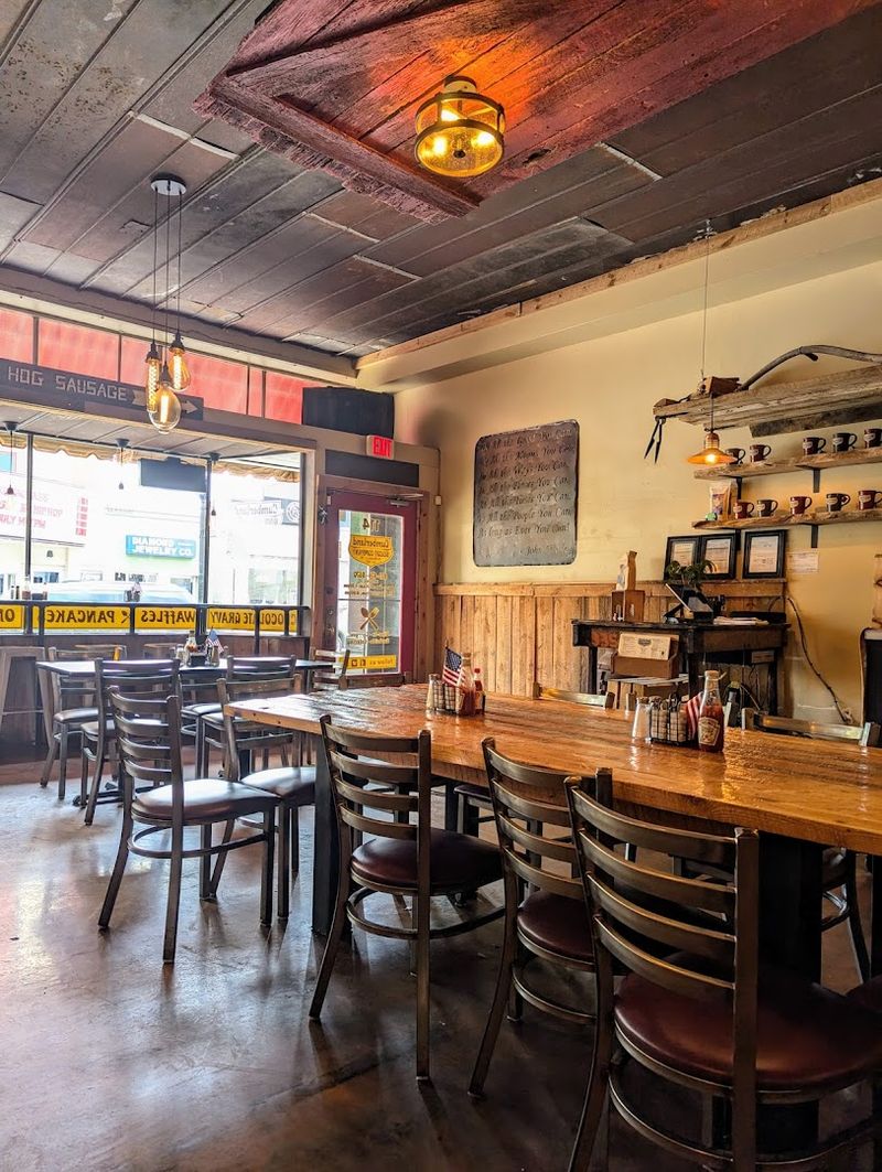 Cumberland Biscuit Company — McMinnville Cumberland Biscuit Company — McMinnville