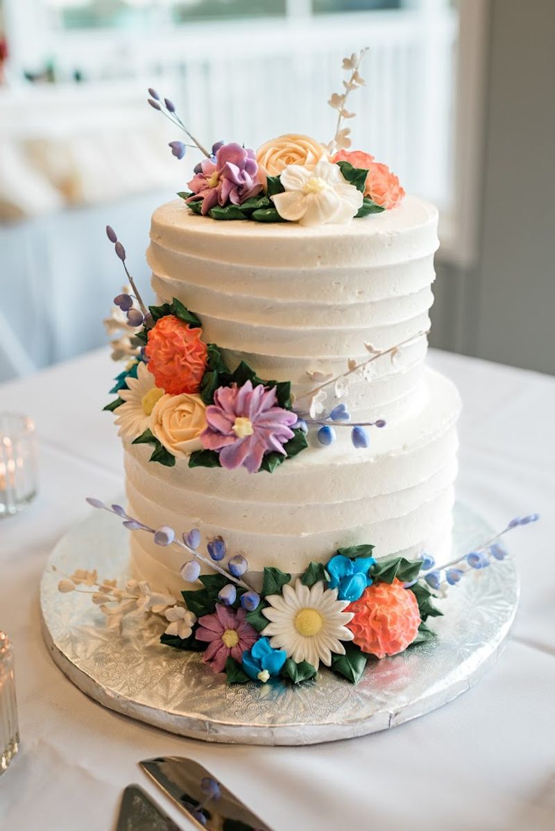 Custom cakes that keep customers coming back