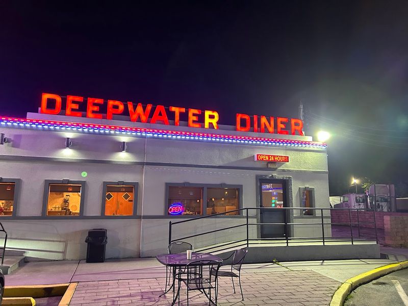 Deepwater Diner - Carneys Point Deepwater Diner - Carneys Point