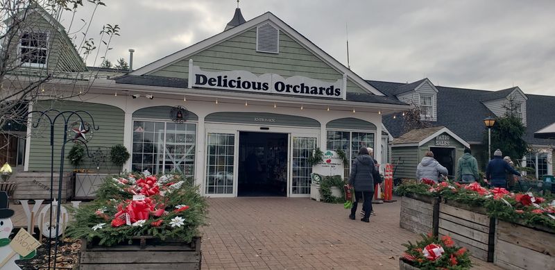 Delicious Orchards - Colts Neck Delicious Orchards - Colts Neck