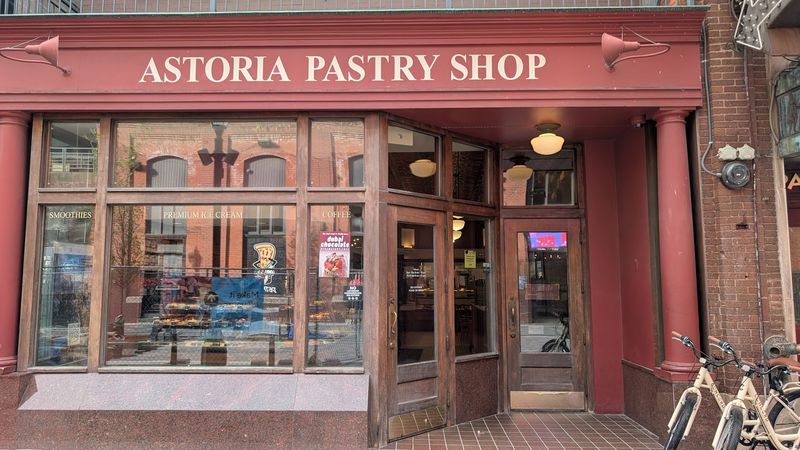 Detroit's Greektown Sets the Scene Outside