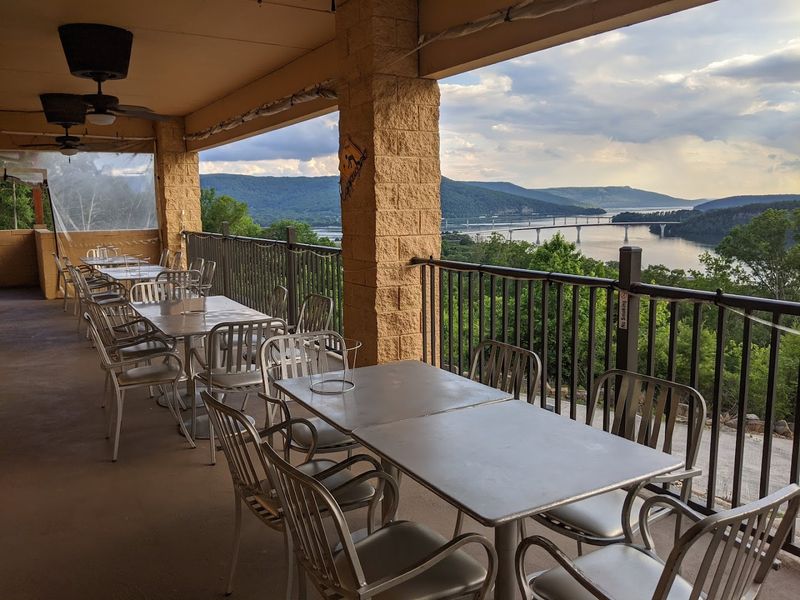 Do a Wine-and-View Afternoon at Lookout Winery in Guild