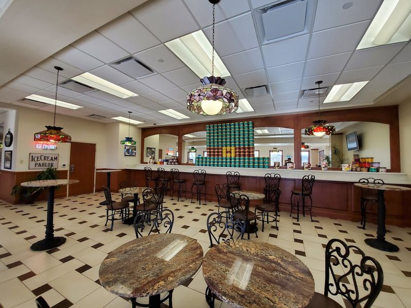 Dollar Scoop Ice Cream Parlor Dollar Scoop Ice Cream Parlor